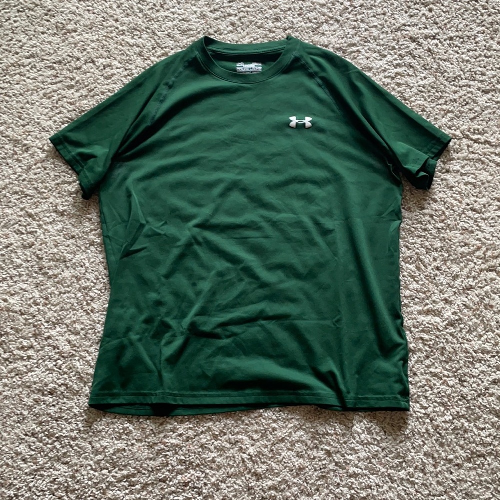 M Under Armor Tee Shirt